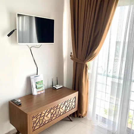 아파트 Beautiful One-bedroom Lukomorye B6 니코시아