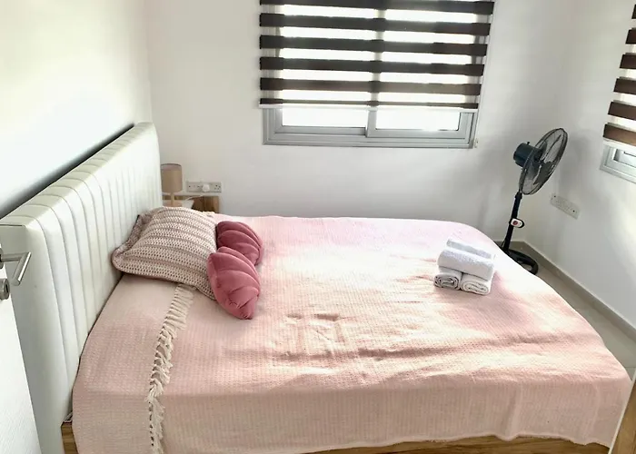 Beautiful One-bedroom Lukomorye B6 Daire